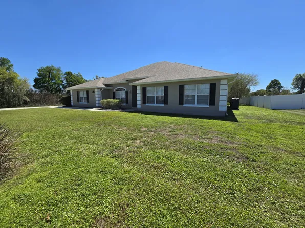 2081 Farrington Dr, Lakeland, FL 33809