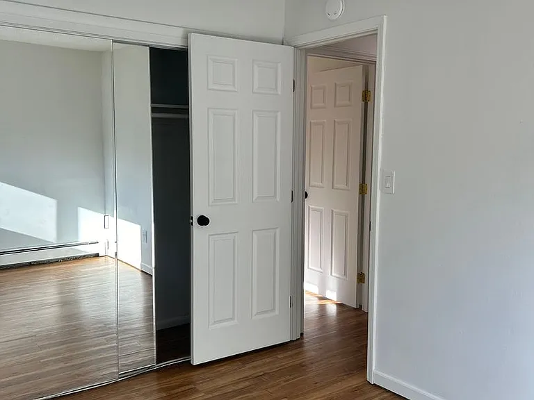 1029 Aurora Dr — Photo 9