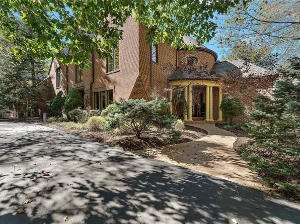 104-102 Thornbrook Dr, Butler, PA 16002