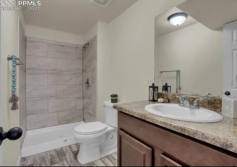 6620 Grand Valley Dr — Photo 10