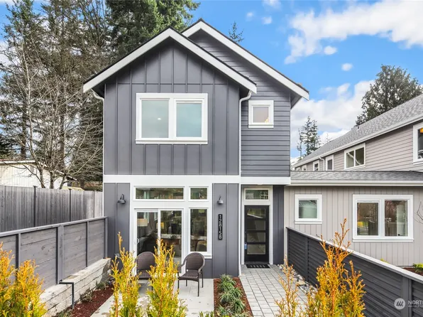 12815 NE 95th Street #B, Kirkland, WA 98033