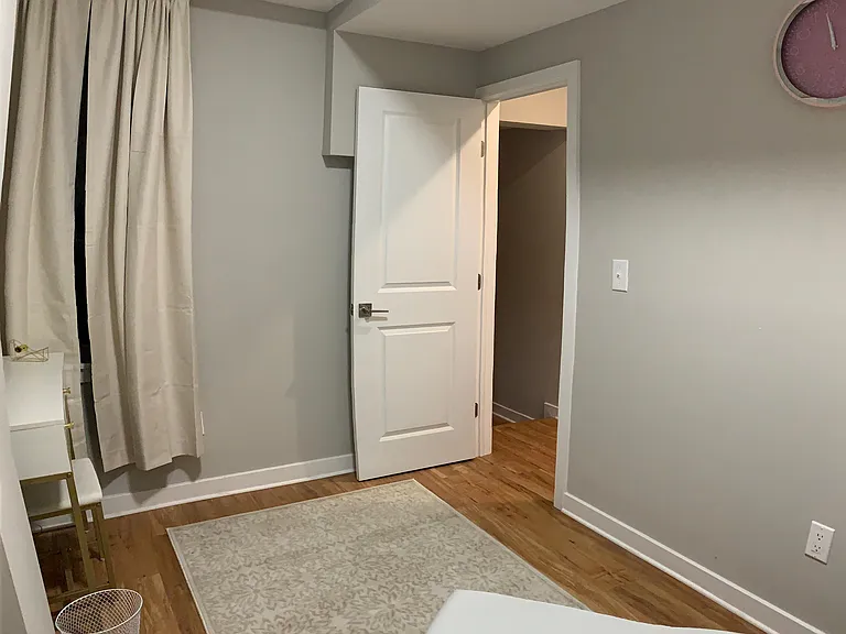 2556 Germantown Ave #1 — Photo 11