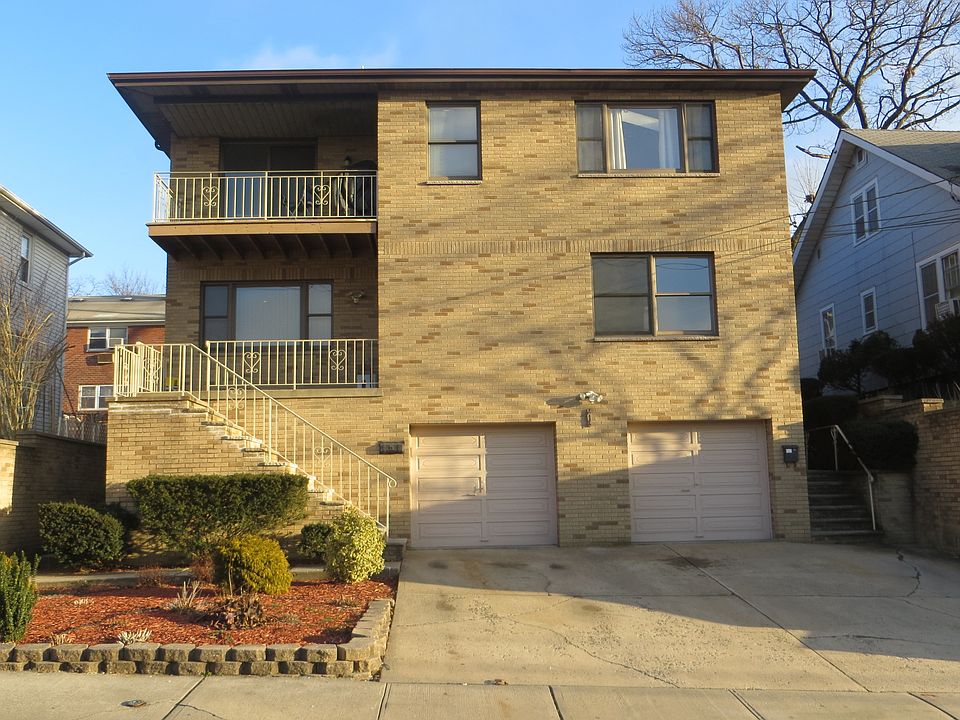 ALL BRICK MULTI FAMILY