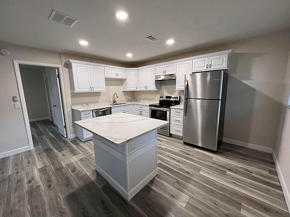 2nd image of 4050 4th St N APT 106