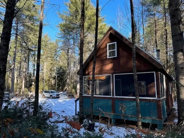 1158 River Road #B, Solon, ME 04979