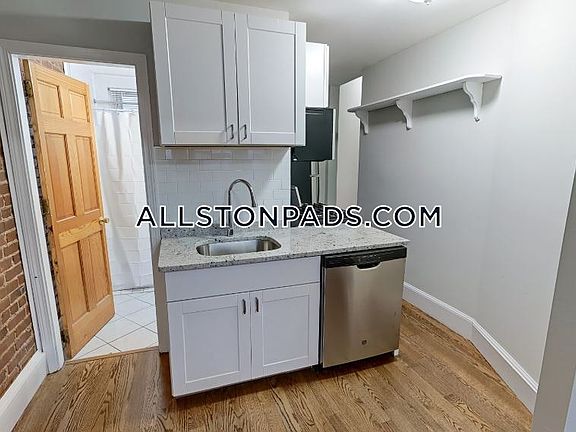 4th image of 1 Linden St #5