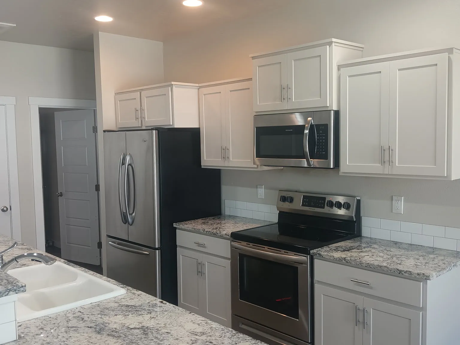 4 bed, 1606 sqft, $2,500 — Photo 1