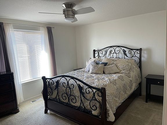 5th image of 9912 Buckingham Dr