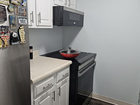 4th image of 2937 Westbrook Dr APT A318