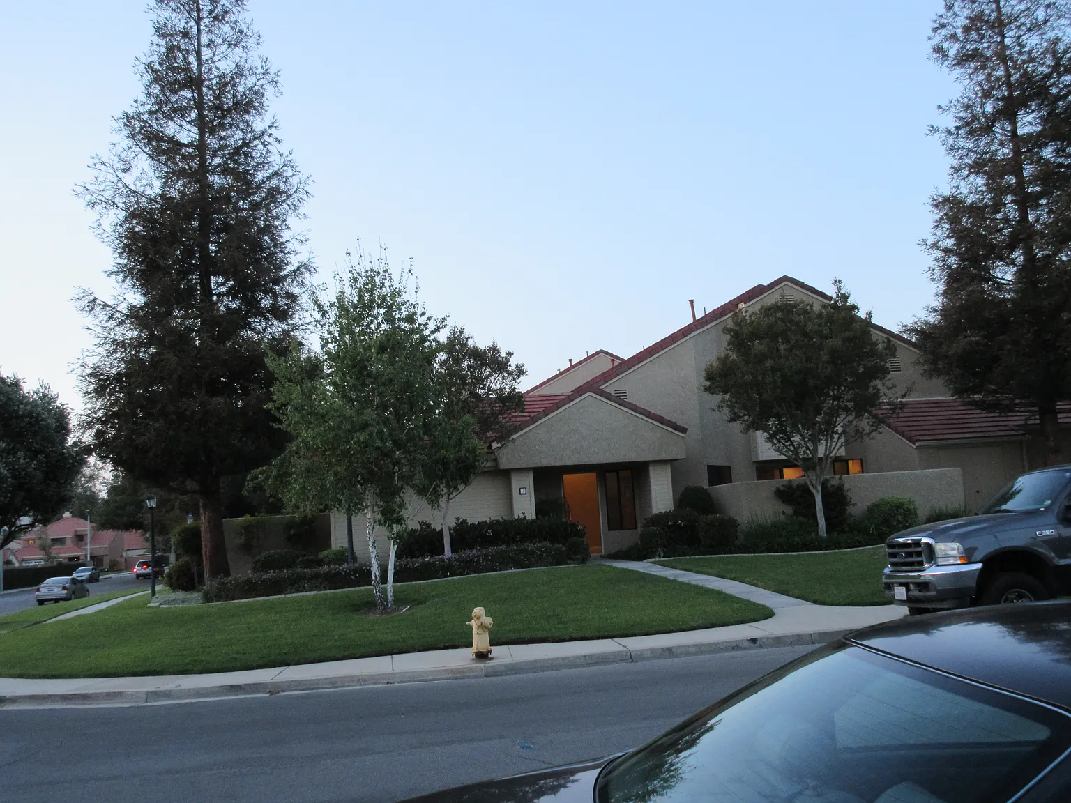 2 bed, 1.5 bath, 1156 sqft, $3,000 — Photo 1