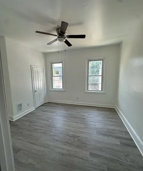 1232 W Harold St — Photo 1