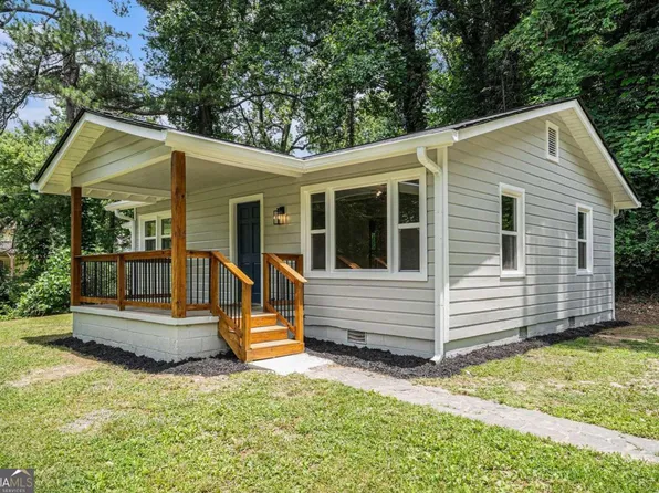 200 Tanyard St, Canton, GA 30114