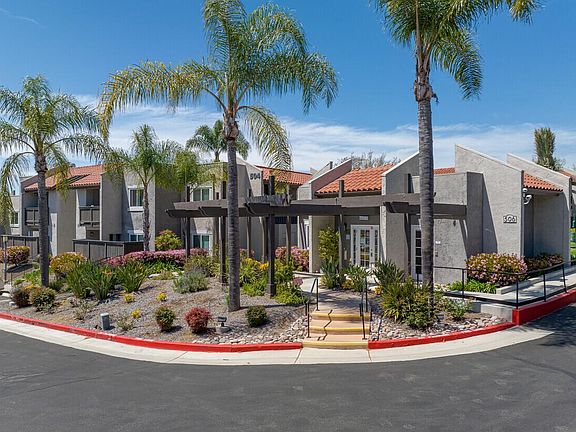 5th image of 504 E Barham Dr #211