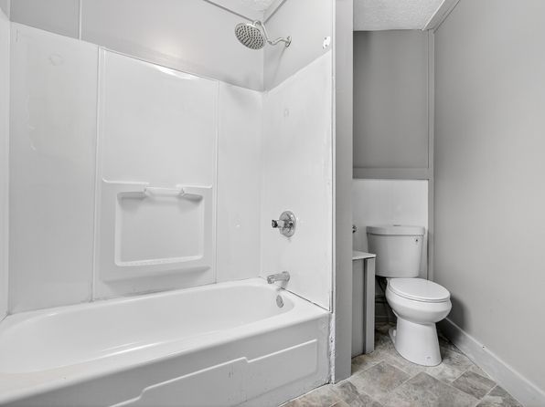 93 Oakdale Ave #3