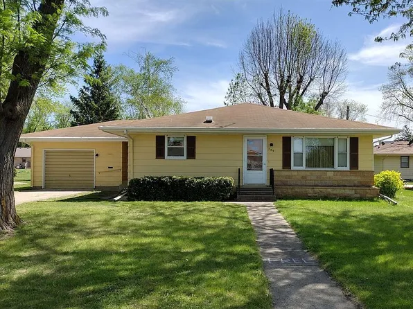 709 4th Ave SW, Sleepy Eye, MN 56085