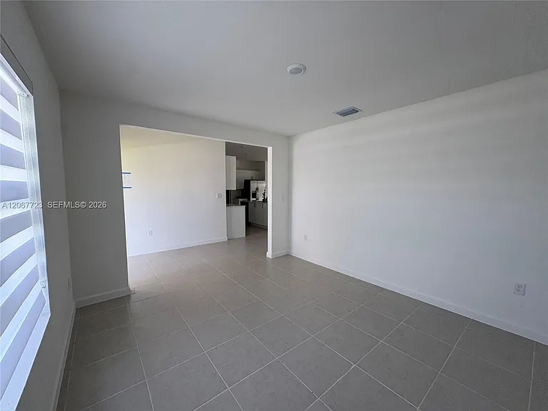 17304 SW 285th St — Photo 3
