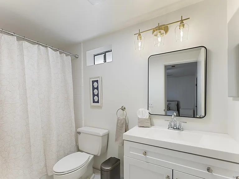 2435 Camino Del Mar — Photo 17