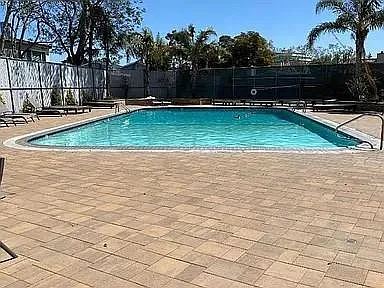 884 Neptune Ct — Photo 25