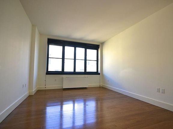 3rd image of 487 Keap St APT 0105