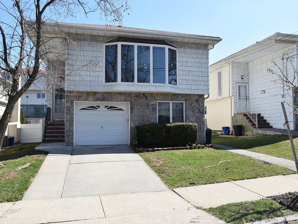 1st image of 407 Buchanan Ave