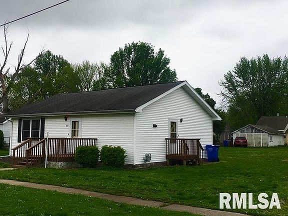 2nd image of 203 W Oakford St