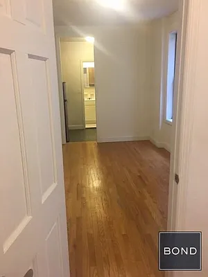 Rented by Bond New York | media 39