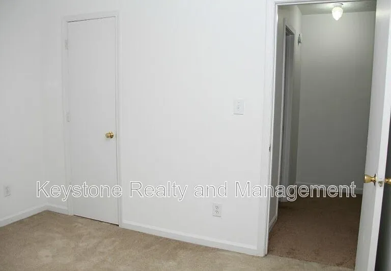 1375 Thompsonville Ln #2A — Photo 13