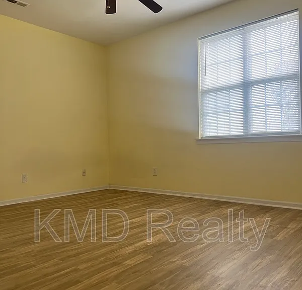 9247 Cranfield Ln — Photo 6