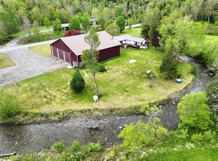 3092 S Wheelock Rd, Lyndonville, VT 05851
