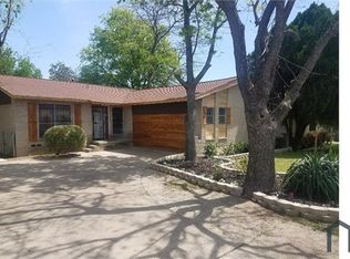 427 Southport Dr, Dallas, TX 75232