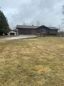 12390 W Burt Rd, Saint Charles, MI, 48655