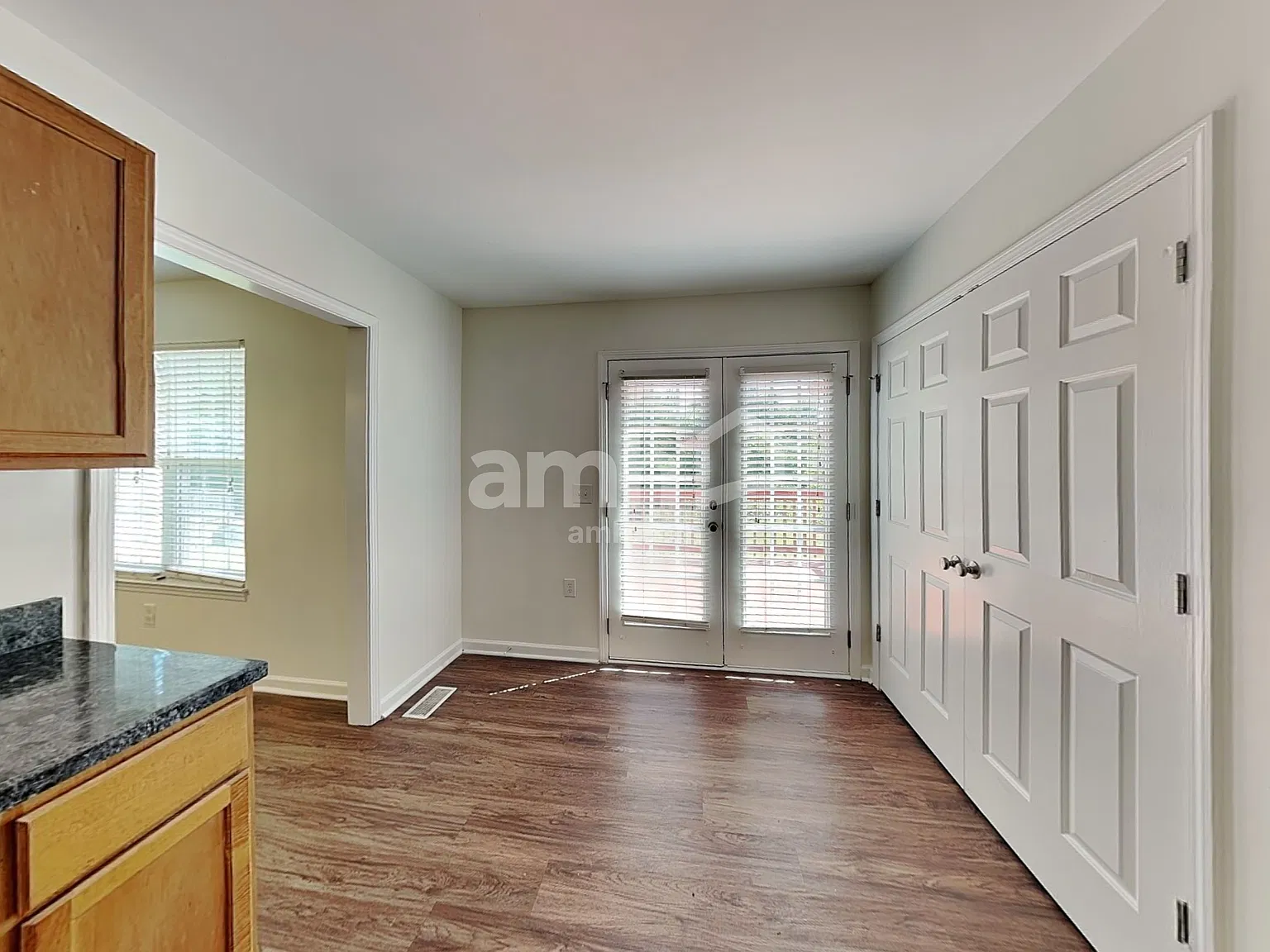 4 bed, 2.5 bath, 1752 sqft, $1,975 — Photo 4