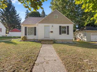 413 E Washington St, Belding, MI 48809