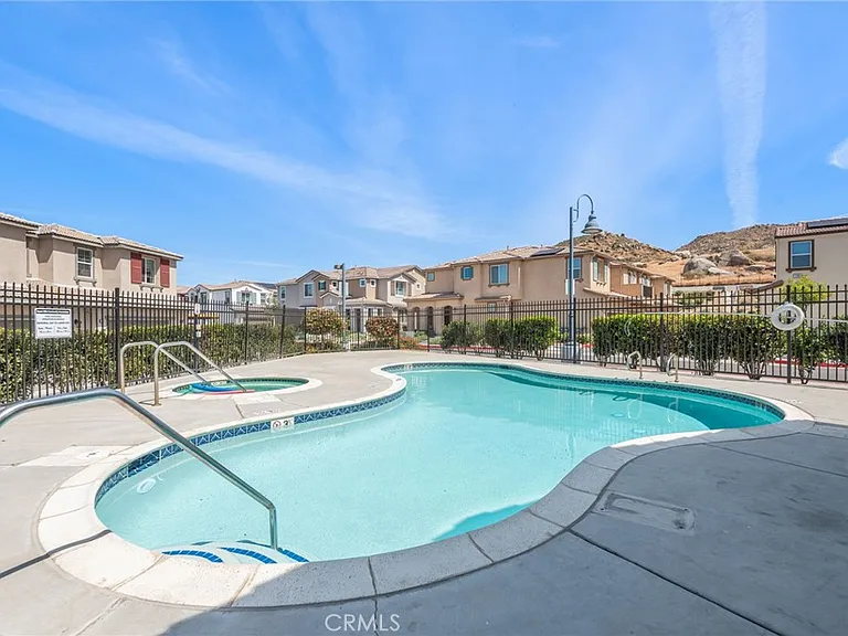 15922 Lasselle St #1 — Photo 40