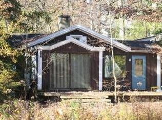 34 Lwr Loch Vista Dr, Williams Bay, WI 53191