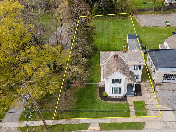 4th image of 220 S New Castle St
