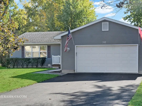 341 Wyoming Ave, Paw Paw, IL 61353