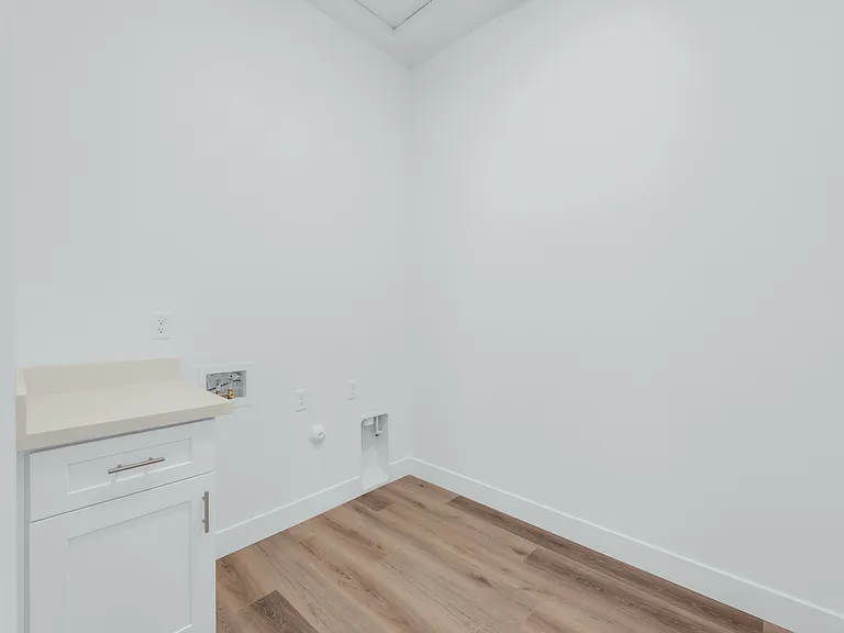 2749 S Vega St — Photo 16