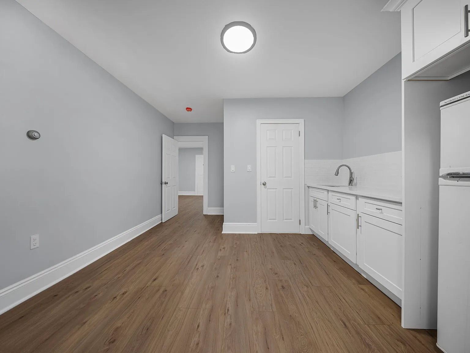 2 bed, 1200 sqft, $2,600 — Photo 4