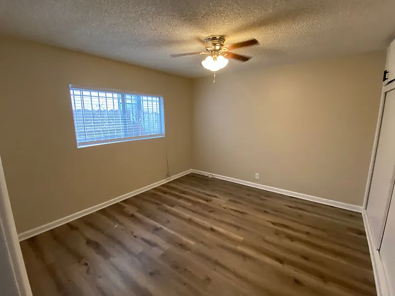 1019 Stanley Ave #1029 — Photo 41