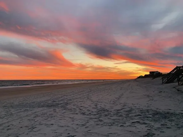 203 Sandpiper Ln #A, Holly Ridge, NC 28445