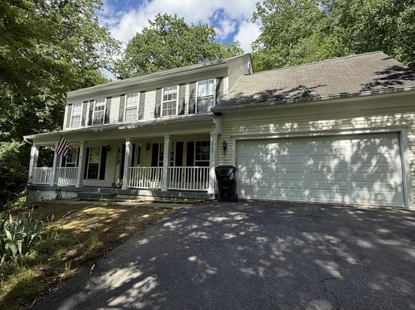 3222 Titanic Dr, Stafford, VA 22554