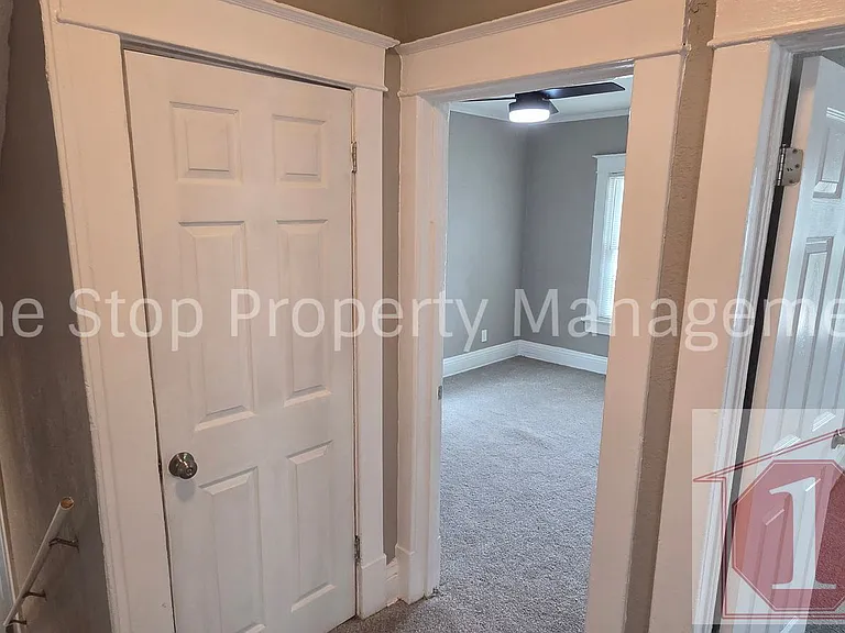 2821 Wabash Ave — Photo 17