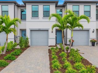 6352 Silverstar Dr, Sarasota, FL 34240