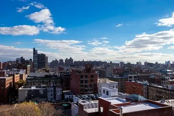 Sold by Modlin Group | media 14