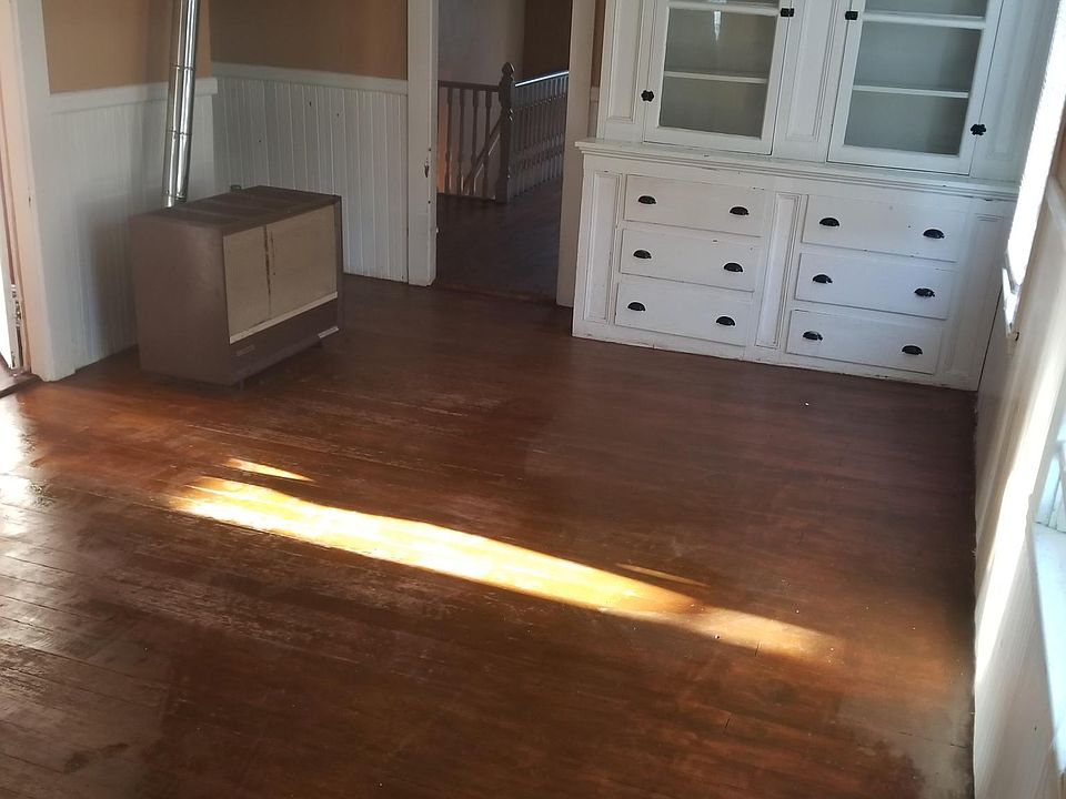1st image of 164 Holly St #3