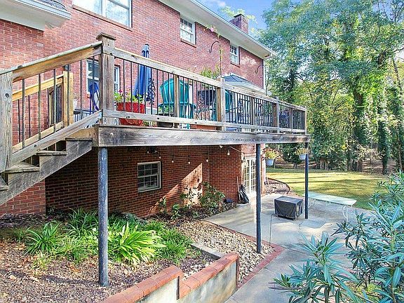 4th image of 496 Fox Hollow Wood Dr