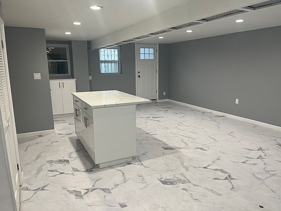3rd image of 7121 12th Ave #Basement