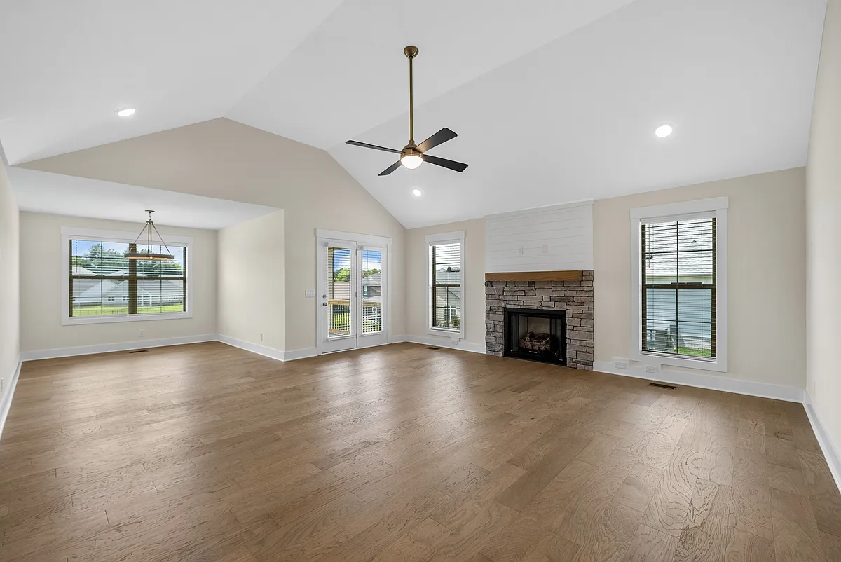 Building Photo - 1605 Collins View Way