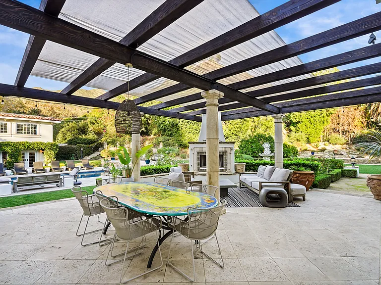 23255 Mariposa De Oro St — Photo 46